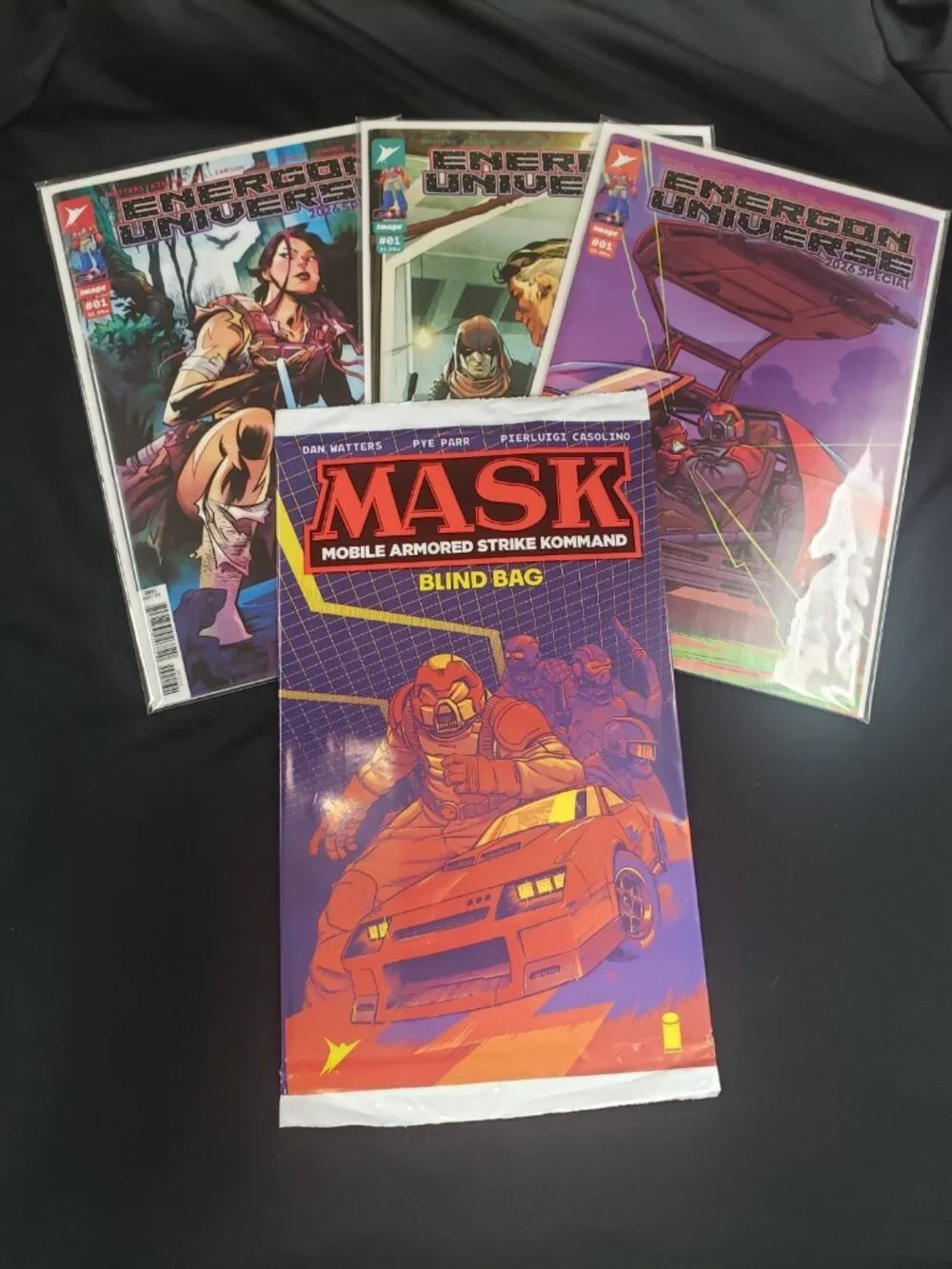 Energon Universe Special 2026 & MASK #1 Blind Bag Starter A B C Variant Set - Picture 2 of 12